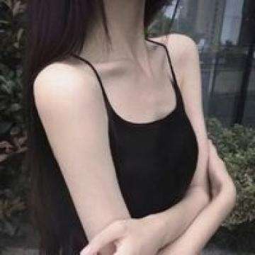 熨烫衣服的女孩手机版下载